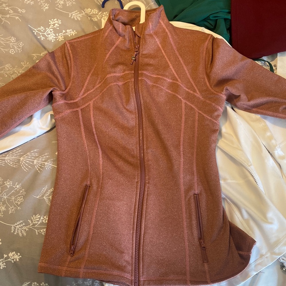 Amazon athletic zip up jacket